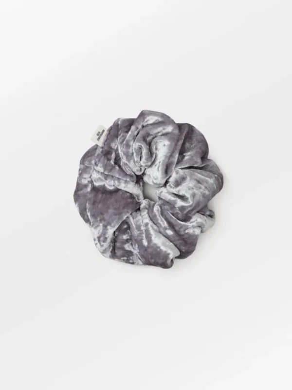 BeckSöndergaard Velour Scrunchie | Hårtilbehør